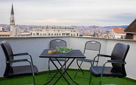 Ora-Prn,Cosy Apartment In The City Center